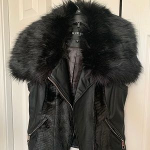Guess women black vest with faux fur